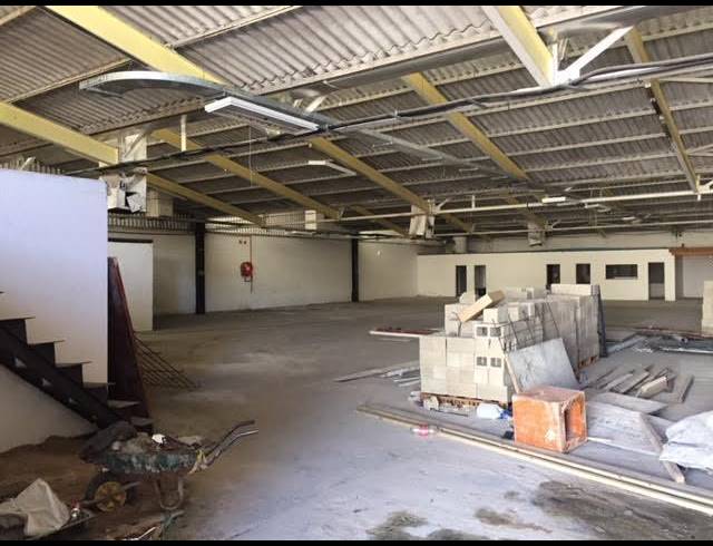 1,000M² FACTORY TO LET IN EPPING INDUSTRIAL